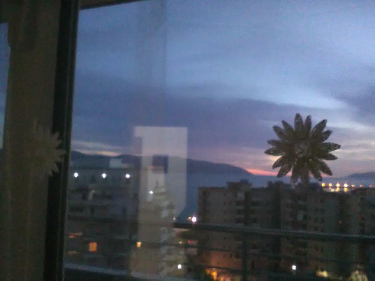 Lindita'S Seaview Appartment Vlora Kültér fotó