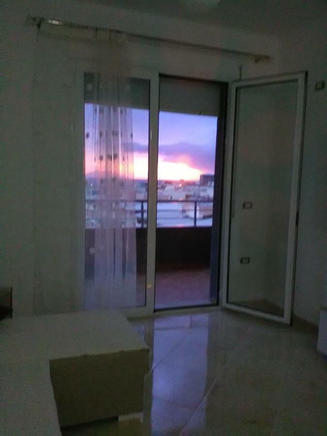 Lindita'S Seaview Appartment Vlora Kültér fotó